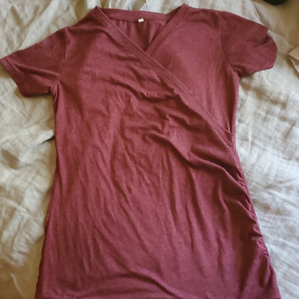 Breastfeeding tops